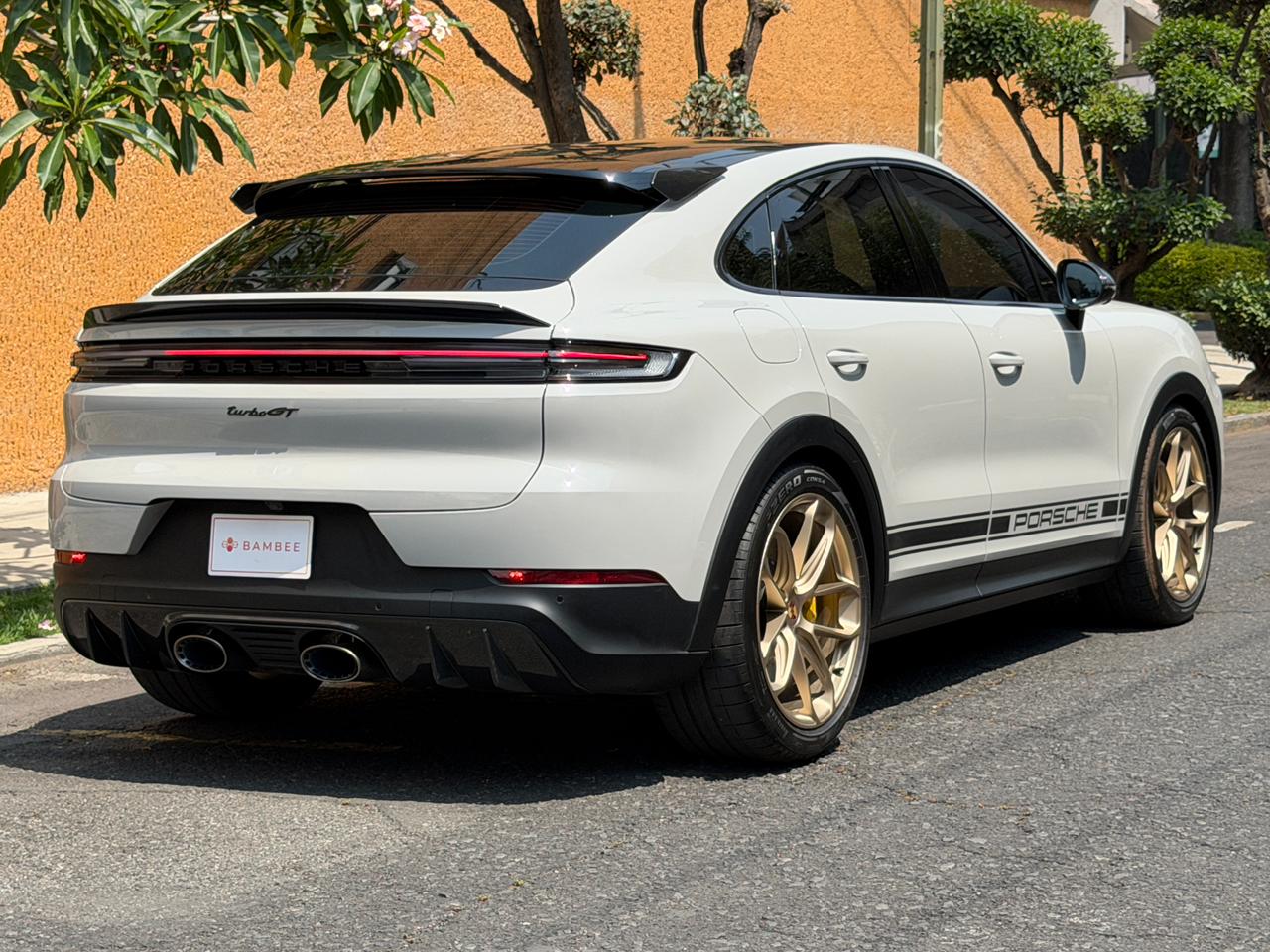 Porsche  CAYENNE TURBO GT  2025