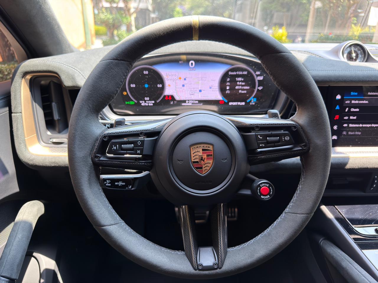 Porsche  CAYENNE TURBO GT  2025