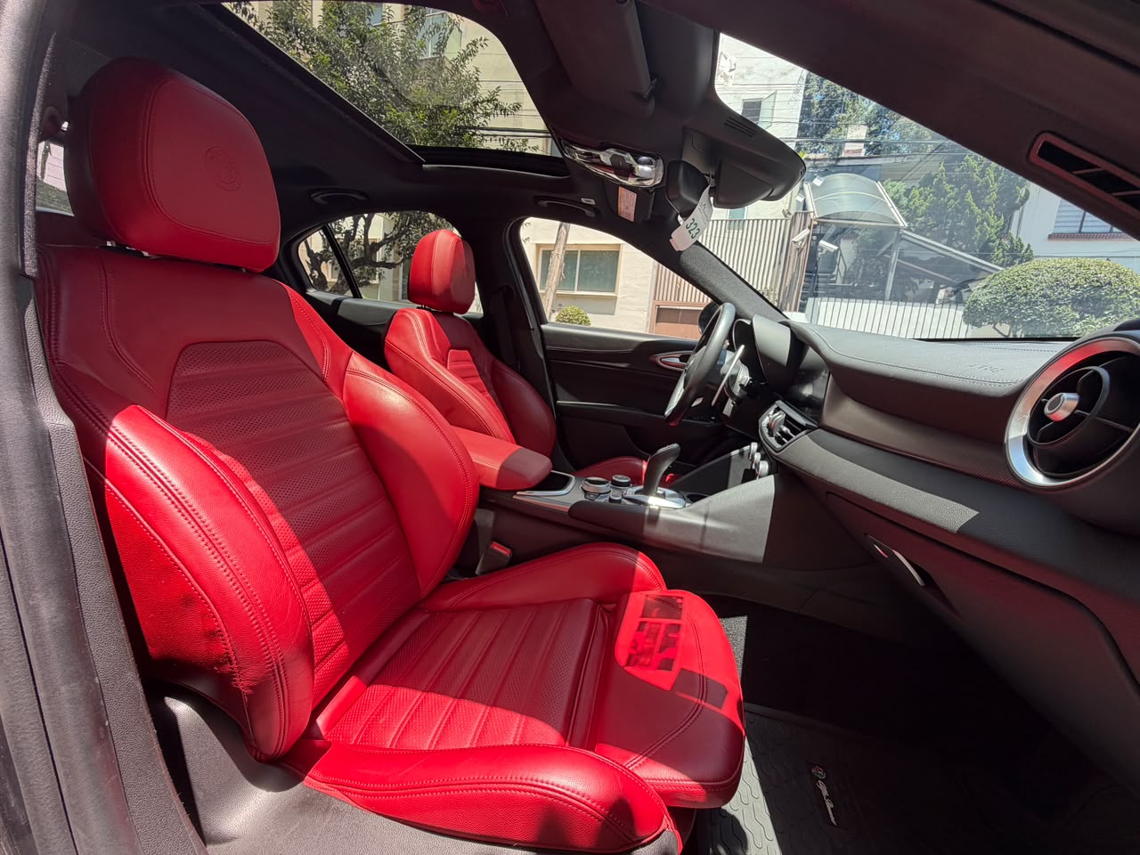 Alfa Romeo  GIULIA VELOCE 2024