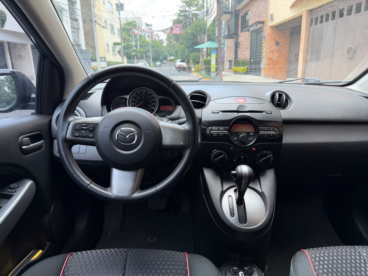 Mazda  2 SPORT 2014