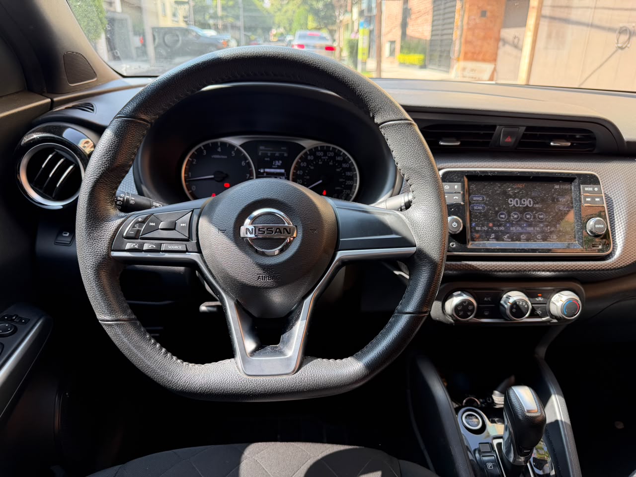 Nissan  KICKS ADVANCE 2019