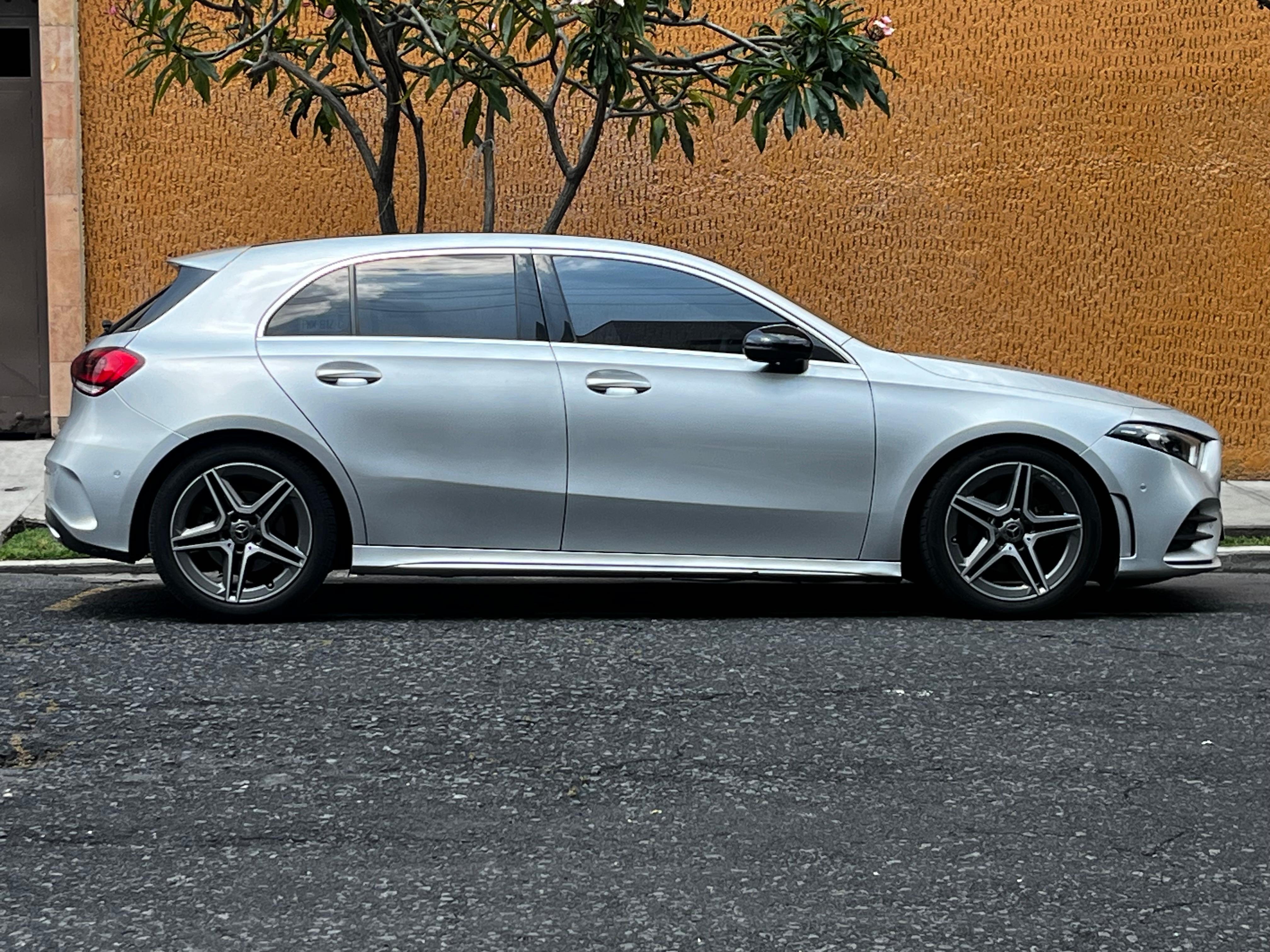 Mercedes-benz  A 200 SPORT 2020