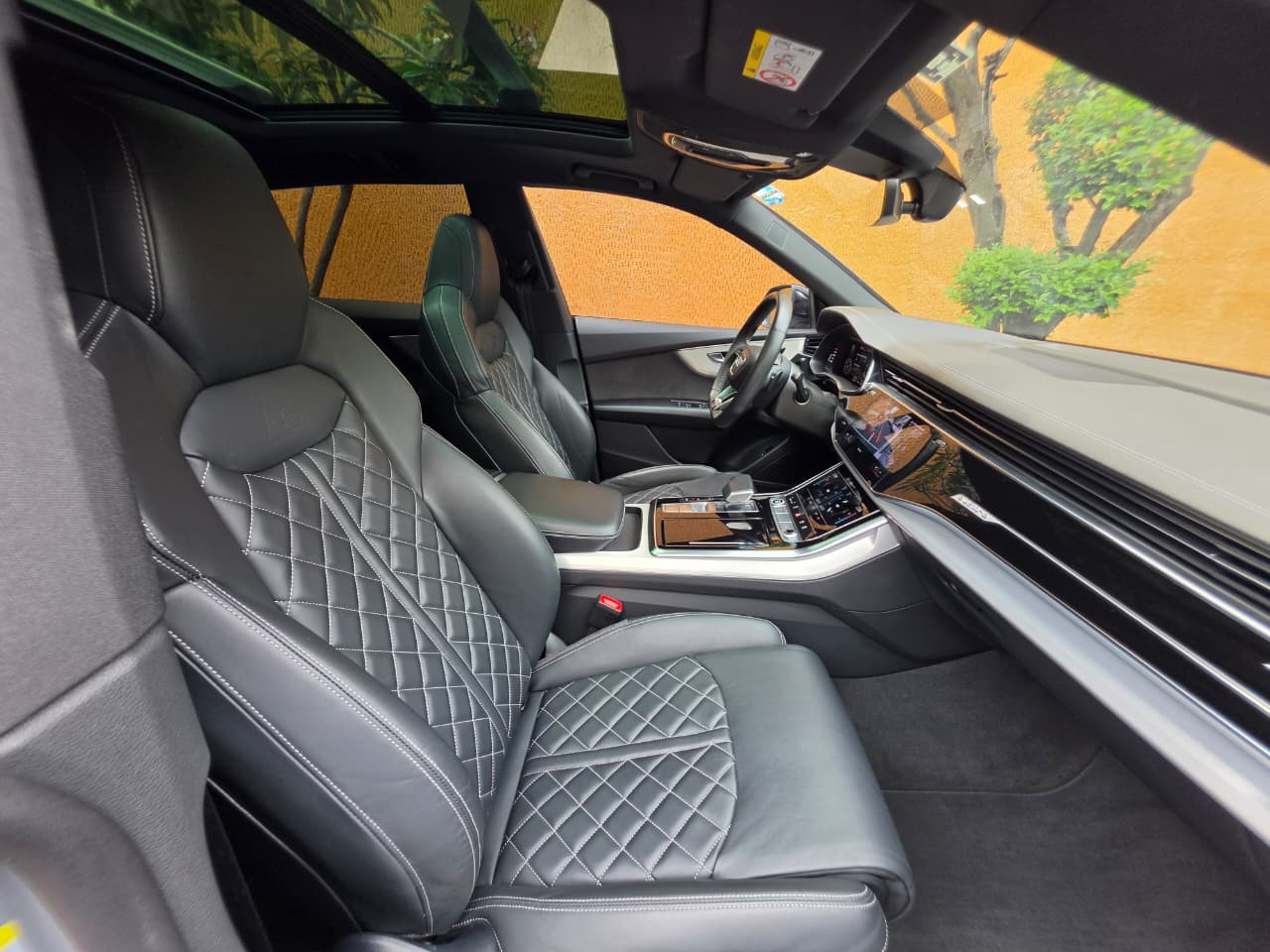 Audi  Q8 MILD HYBRID S LINE 2023